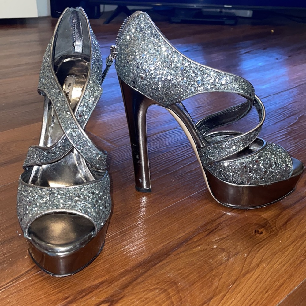 Miu Miu Glitter 2 Pumps - Picture 3 of 9